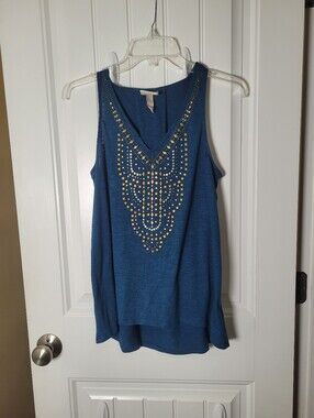 Sleeveless V-Neck Blue Tank with Gold Stud and sequin Detail by Know Rose. Small